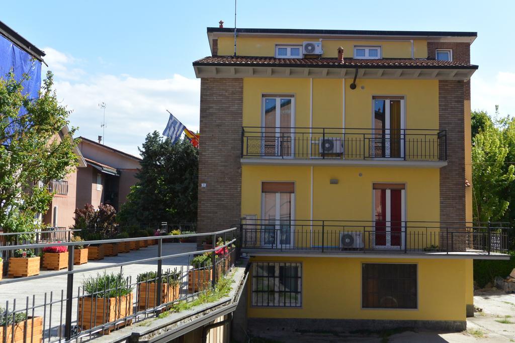 Pavia Ostello Buitenkant foto